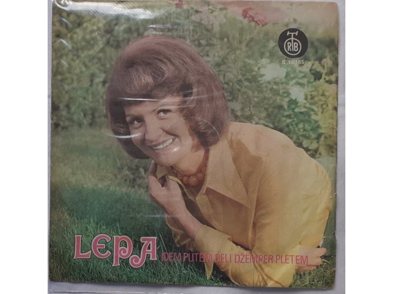 LEPA LUKIC — Idem putem beli dzemper pletem