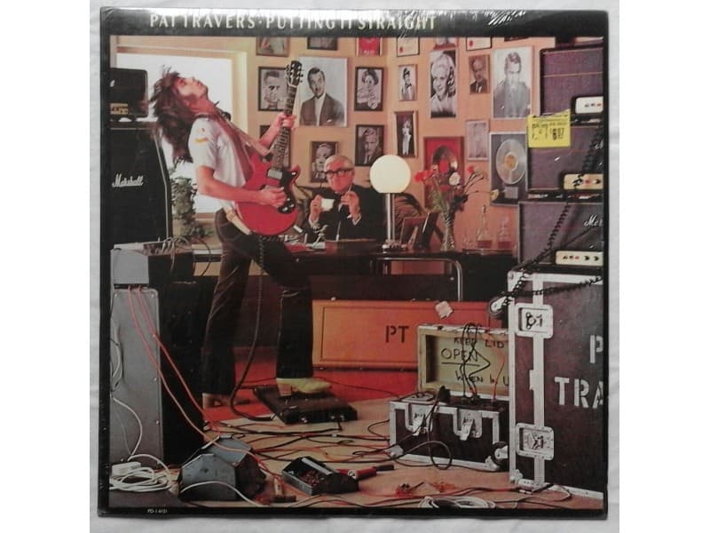 PAT TRAVERS — PUTTING IT STRAIGHT (USA Press)