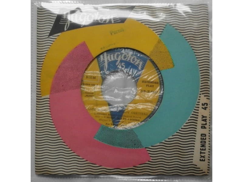 LUTZ ALBRECHT & ORCHESTRA — Singing Hills