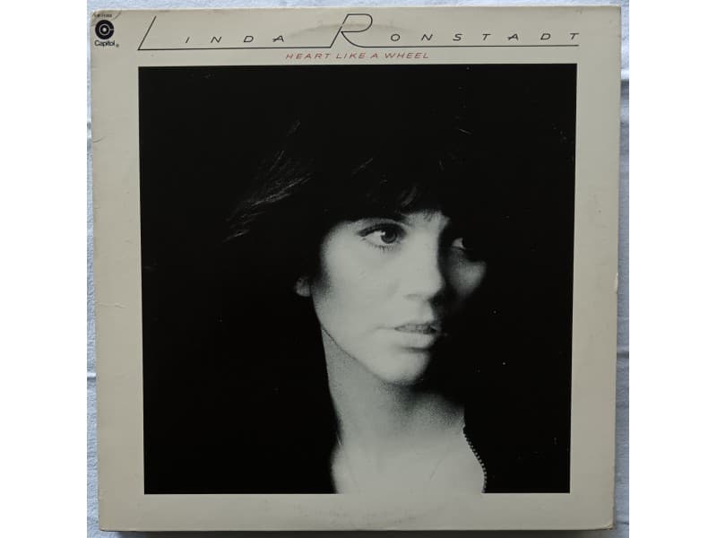 LINDA RONSTADT — Heart like a wheel (U.S.A.Press)