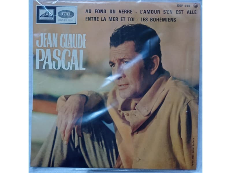 JEAN CLAUDE PASCAL — AU FOND DU VERRE
