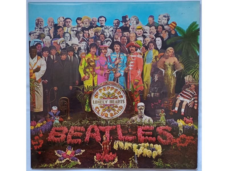 The BEATLES — Sgt.Pepper`s lonely hearts club band